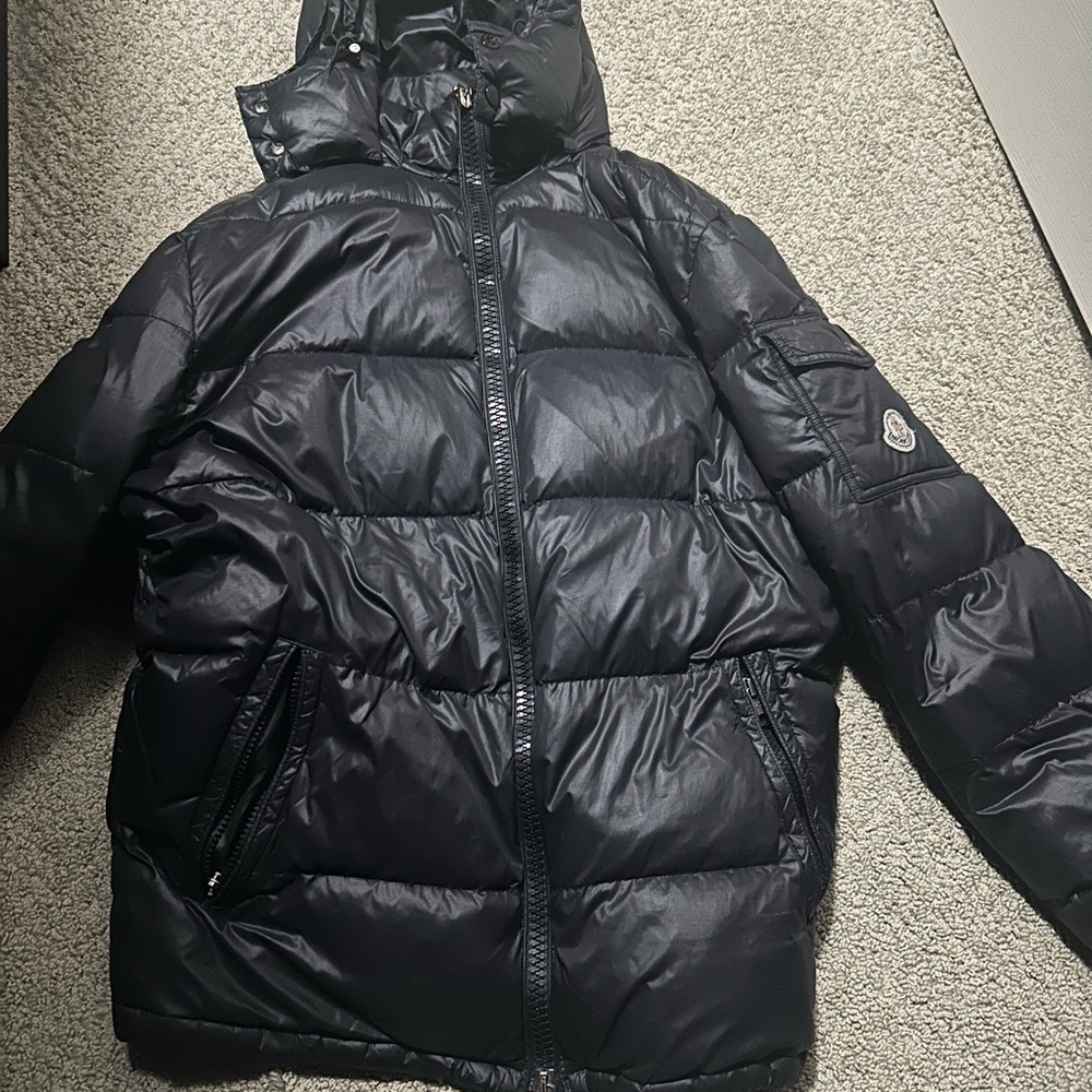 Moncler Black Puffer Jacket for Men
